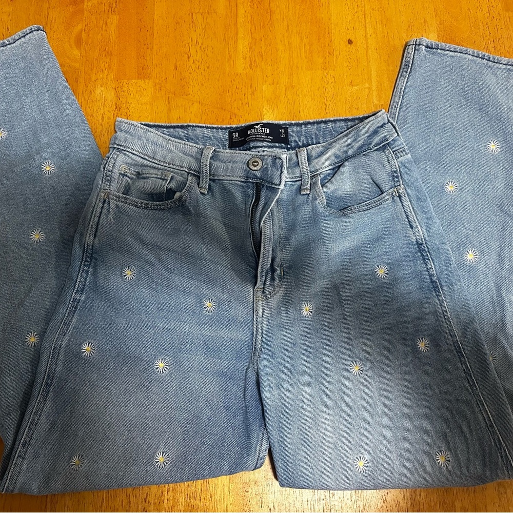 Hollister Men's Light Blue Floral Jeans